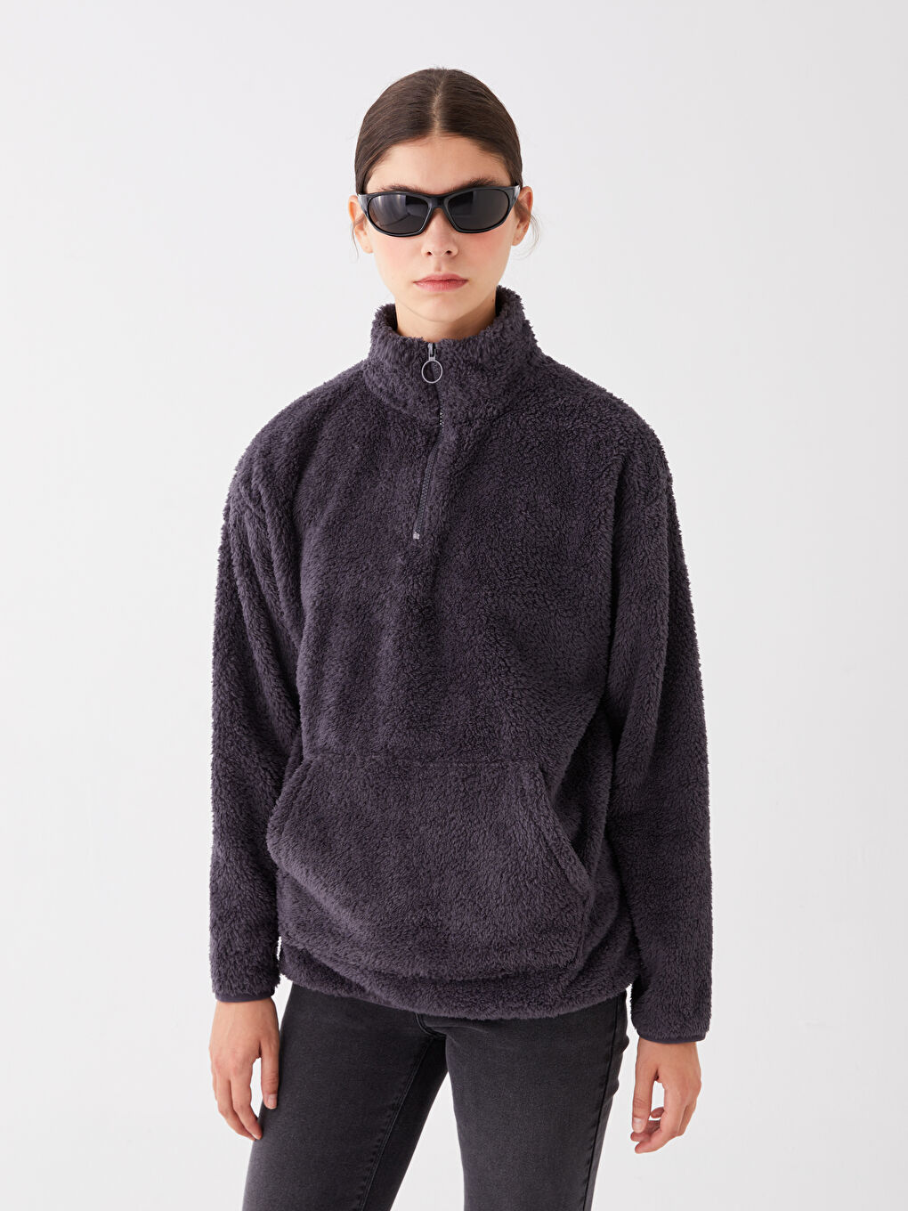 LCW Vision Antrasit Dik Yaka Düz Uzun Kollu Oversize Kadın Pelüş Sweatshirt - 1