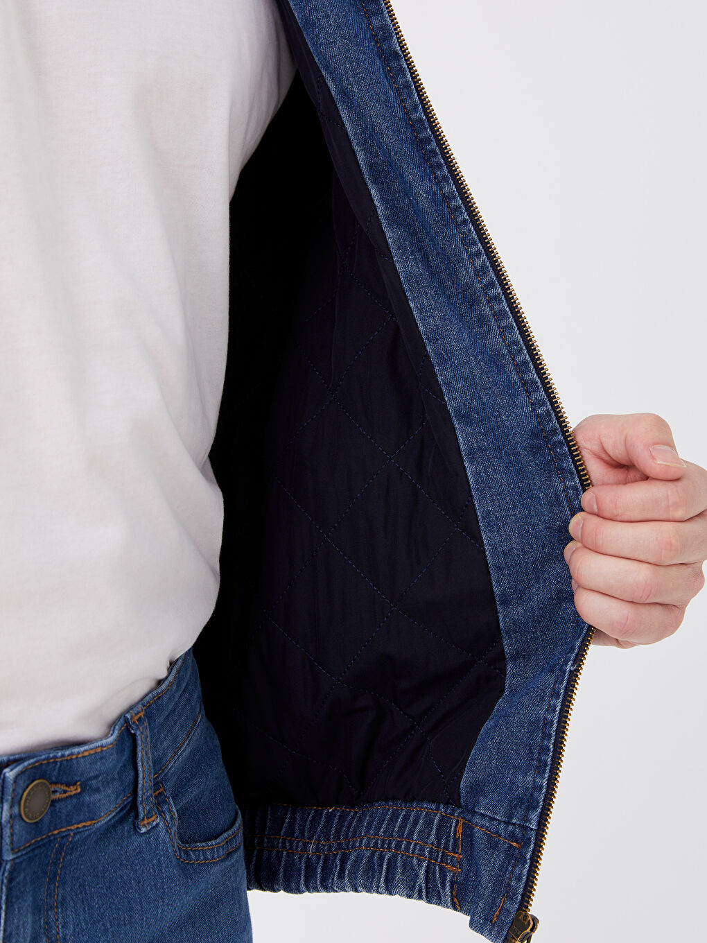 LCW Jeans Koyu Rodeo Standart Kalıp Kapüşonlu Erkek Jean Bomber Mont - 6