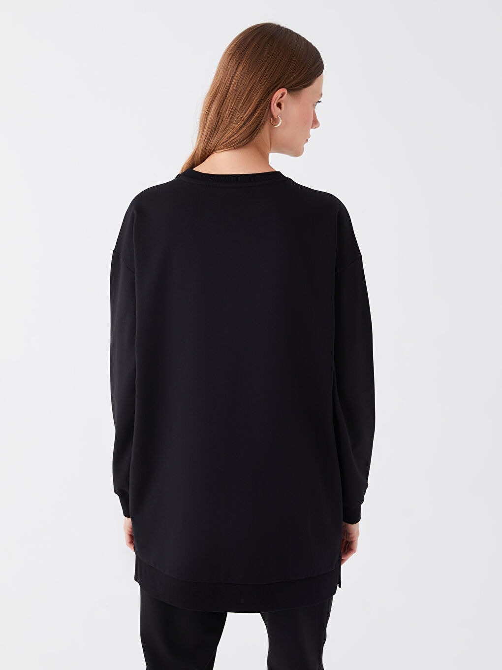 Siyah Bisiklet Yaka Payet İşlemeli Uzun Kollu Oversize Kadın Tunik-4