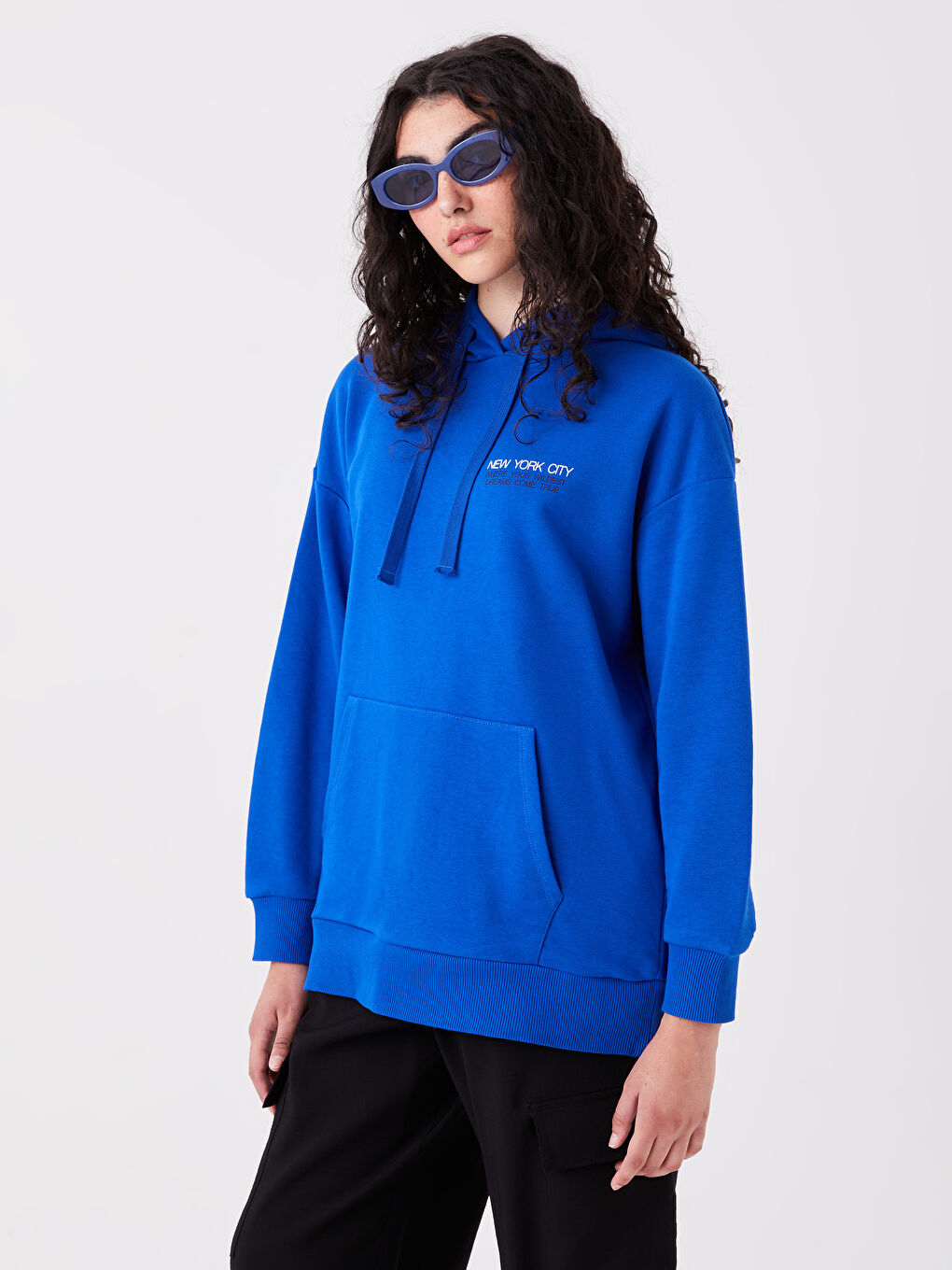 LCW Vision Canlı Mavi Baskılı Uzun Kollu Oversize Kadın Hoodie - 1