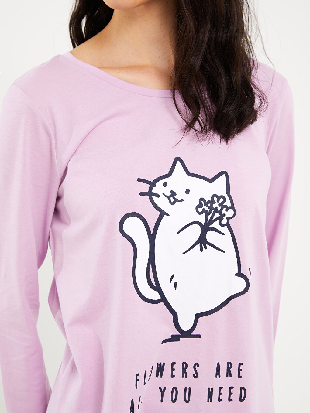 طقم بيجامة بياقة دائرية كم قصير مطبوع للسيدات-3