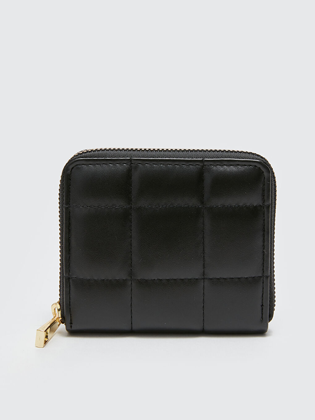 Siyah Deri Görünümlü Kapitoneli Kadın Cüzdan-1