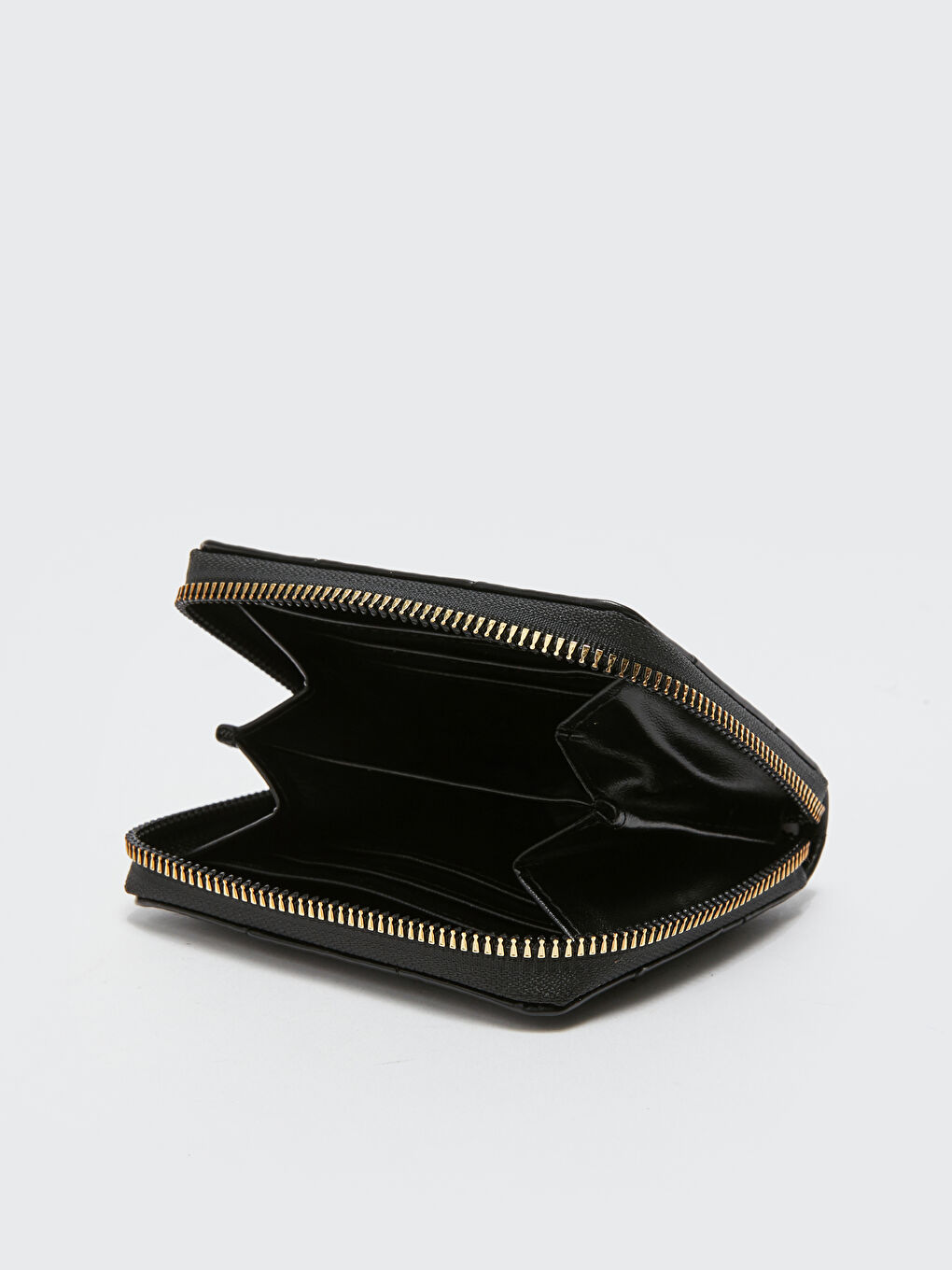 Siyah Deri Görünümlü Kapitoneli Kadın Cüzdan-5