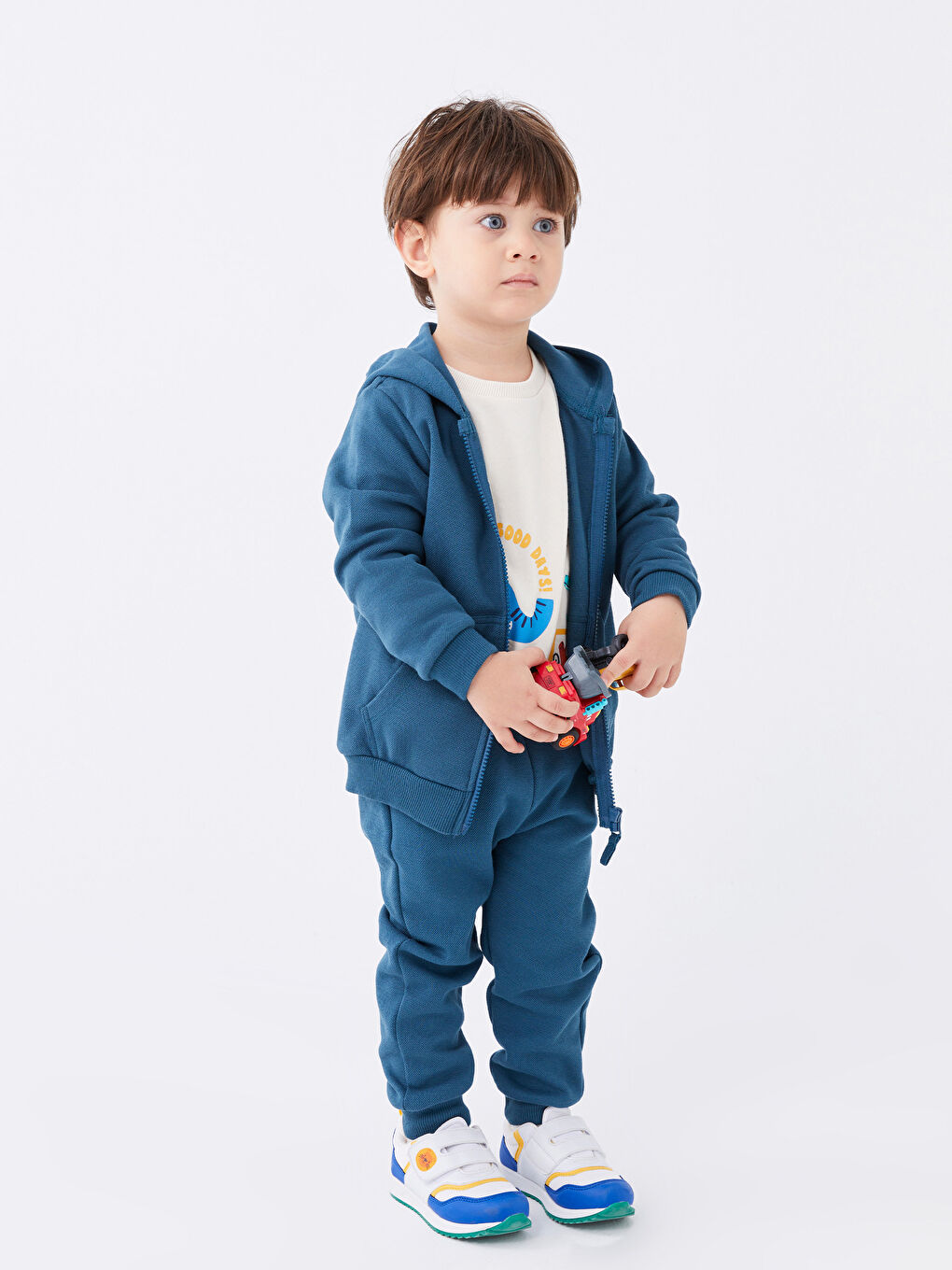 Кардиган с капюшоном и спортивные штаны для малыша мальчика
