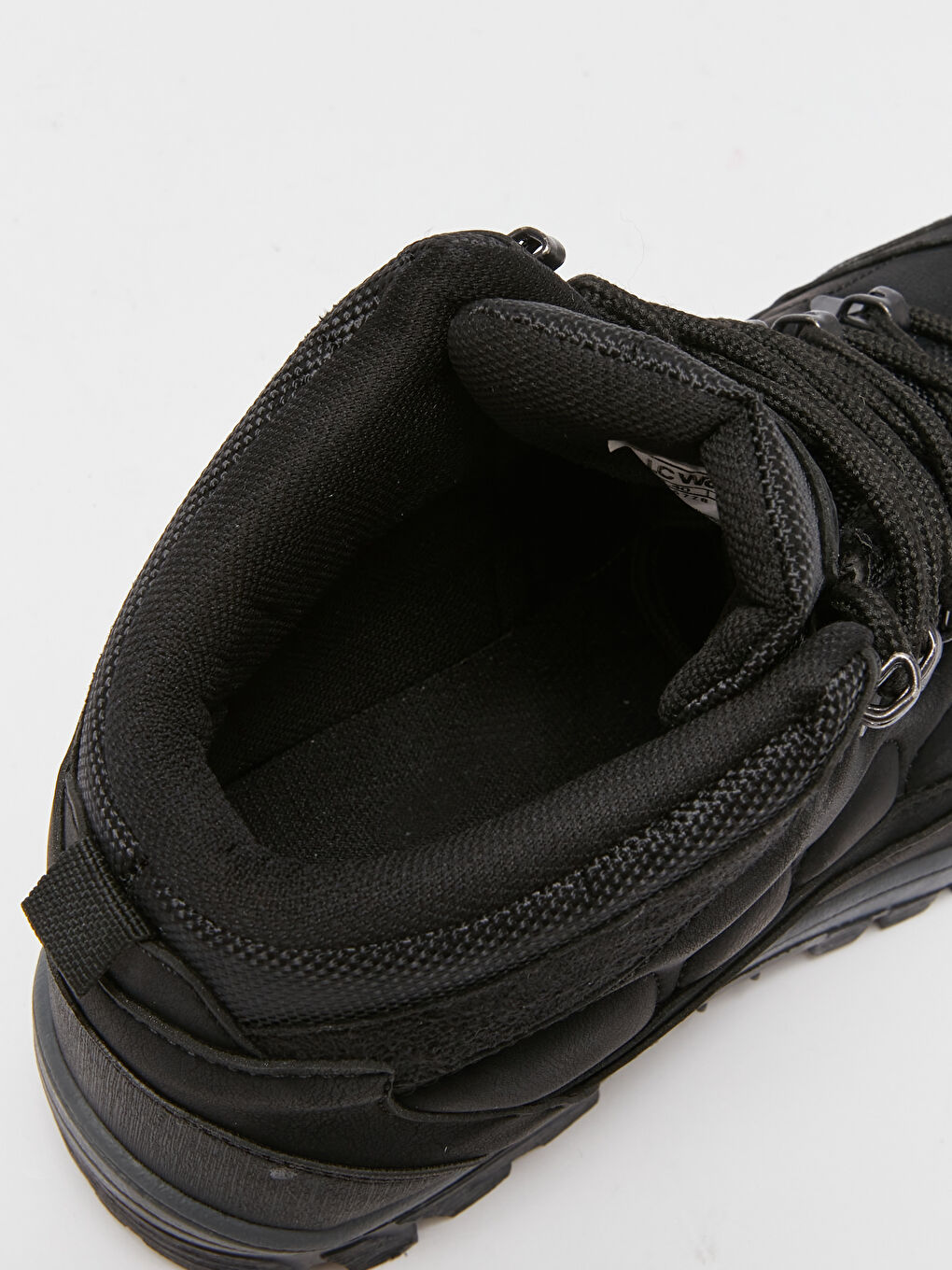 თასმებიანი მამაკაცის სამოგზაურო ჩექმები-5