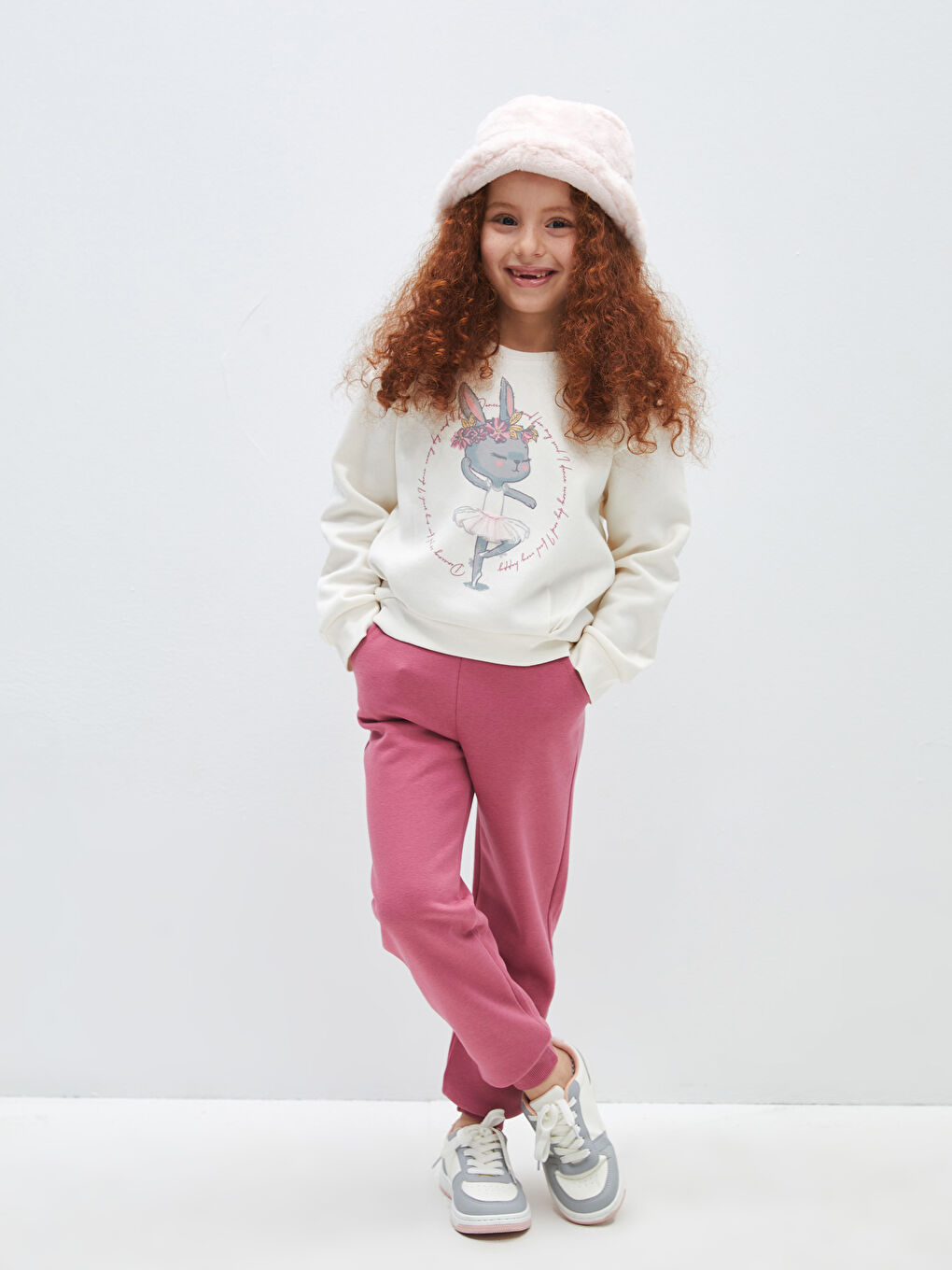 LCW Kids Ekru Bisiklet Yaka Baskılı Uzun Kollu Kız Çocuk Sweatshirt - 1