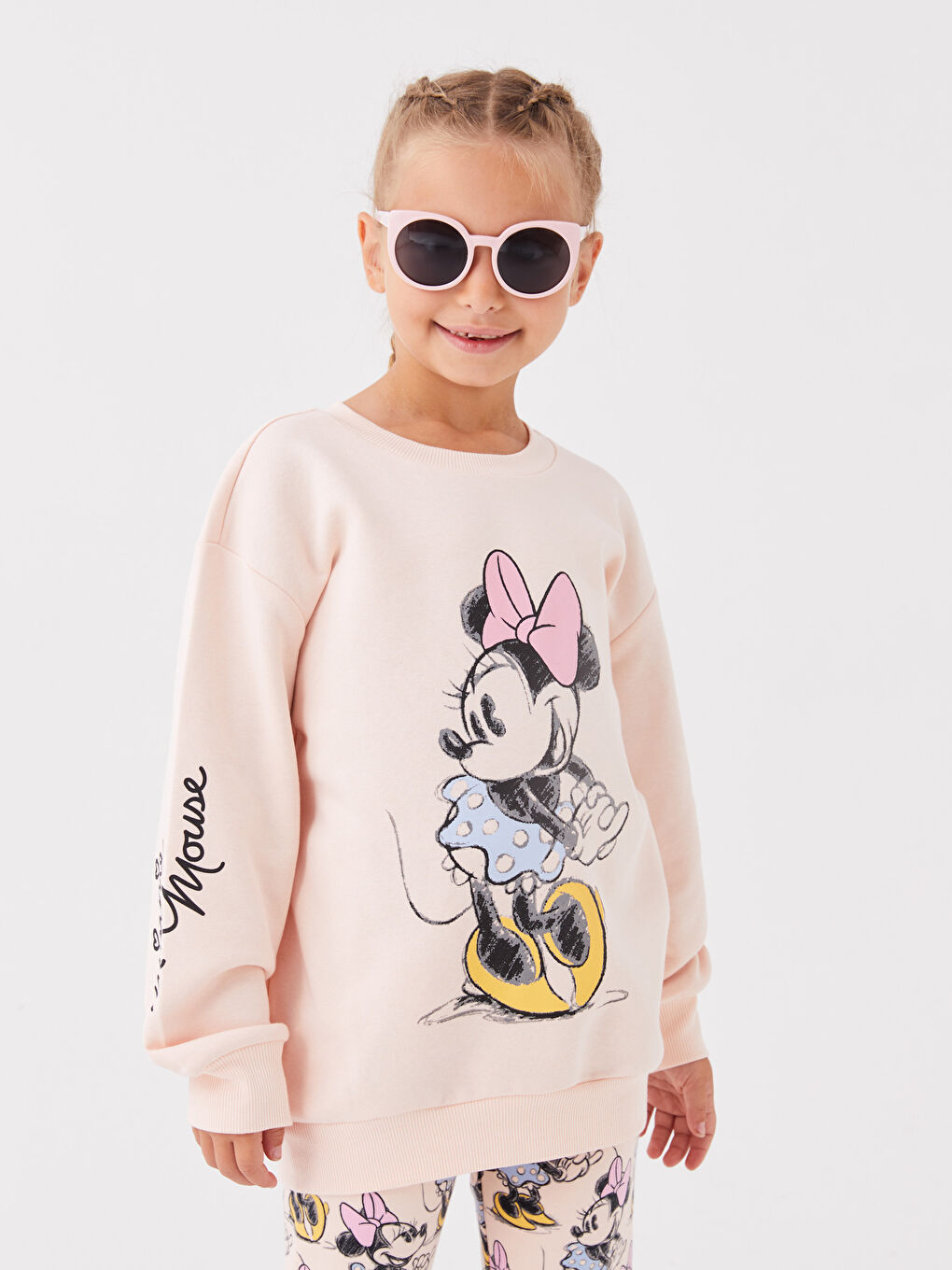 LCW Kids Pembe Bisiklet Yaka Minnie Mouse Baskılı Uzun Kollu Kız Çocuk Sweatshirt ve Tayt - 1