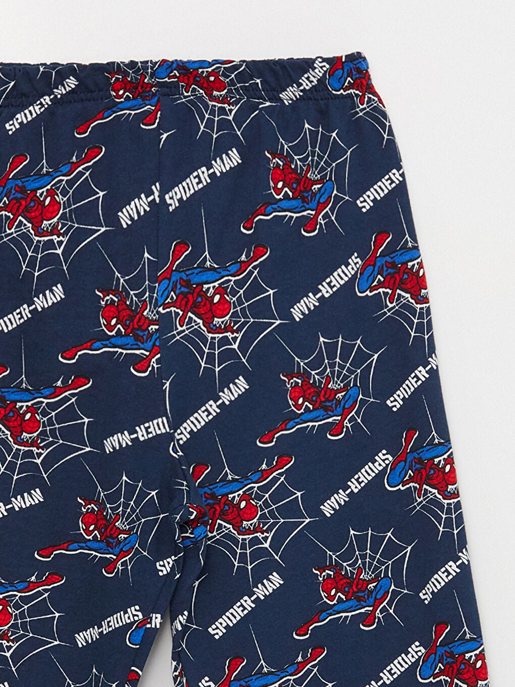 LCW Kids Kırmızı Bisiklet Yaka Spiderman Baskılı Uzun Kollu Erkek Çocuk Pijama Takımı - 5