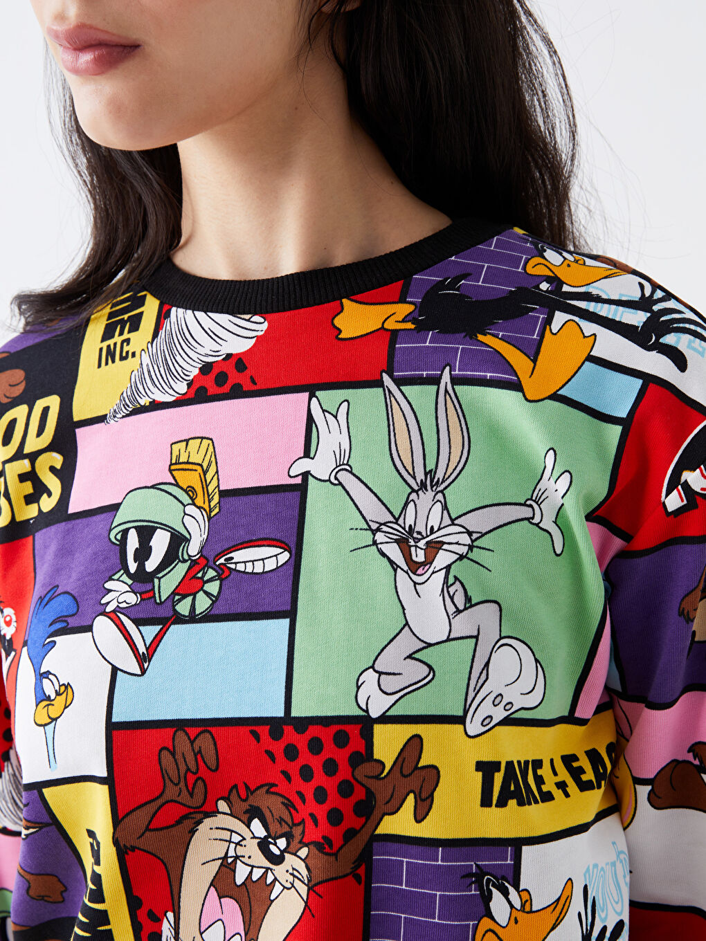 LCW Vision Beyaz Baskılı Bisiklet Yaka Bugs Bunny Baskılı Uzun Kollu Kadın Sweatshirt - 3