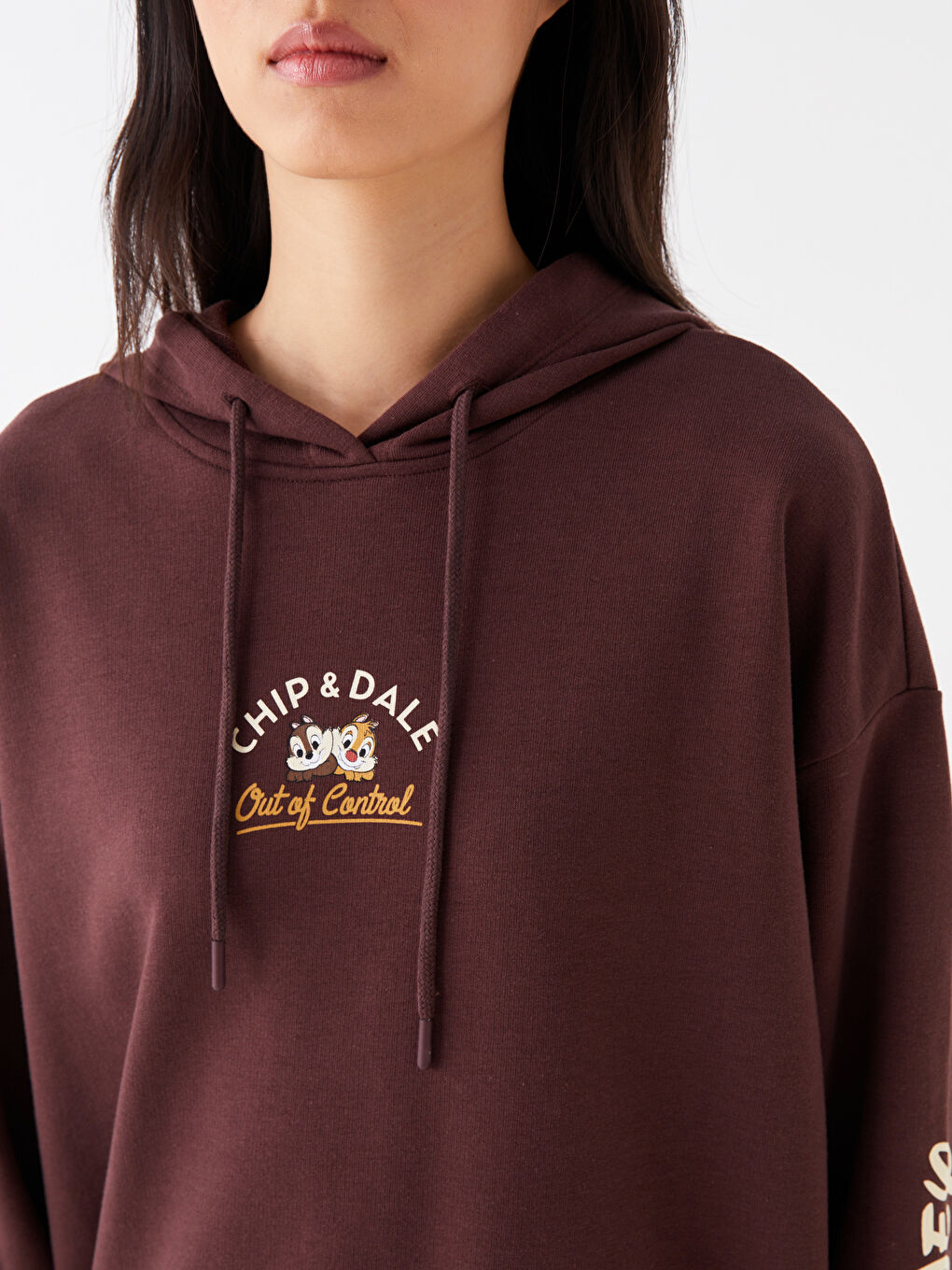 LCW Vision Koyu Kahverengi Chip'n Dale Baskılı Uzun Kollu Oversize Kadın Hoodie - 3