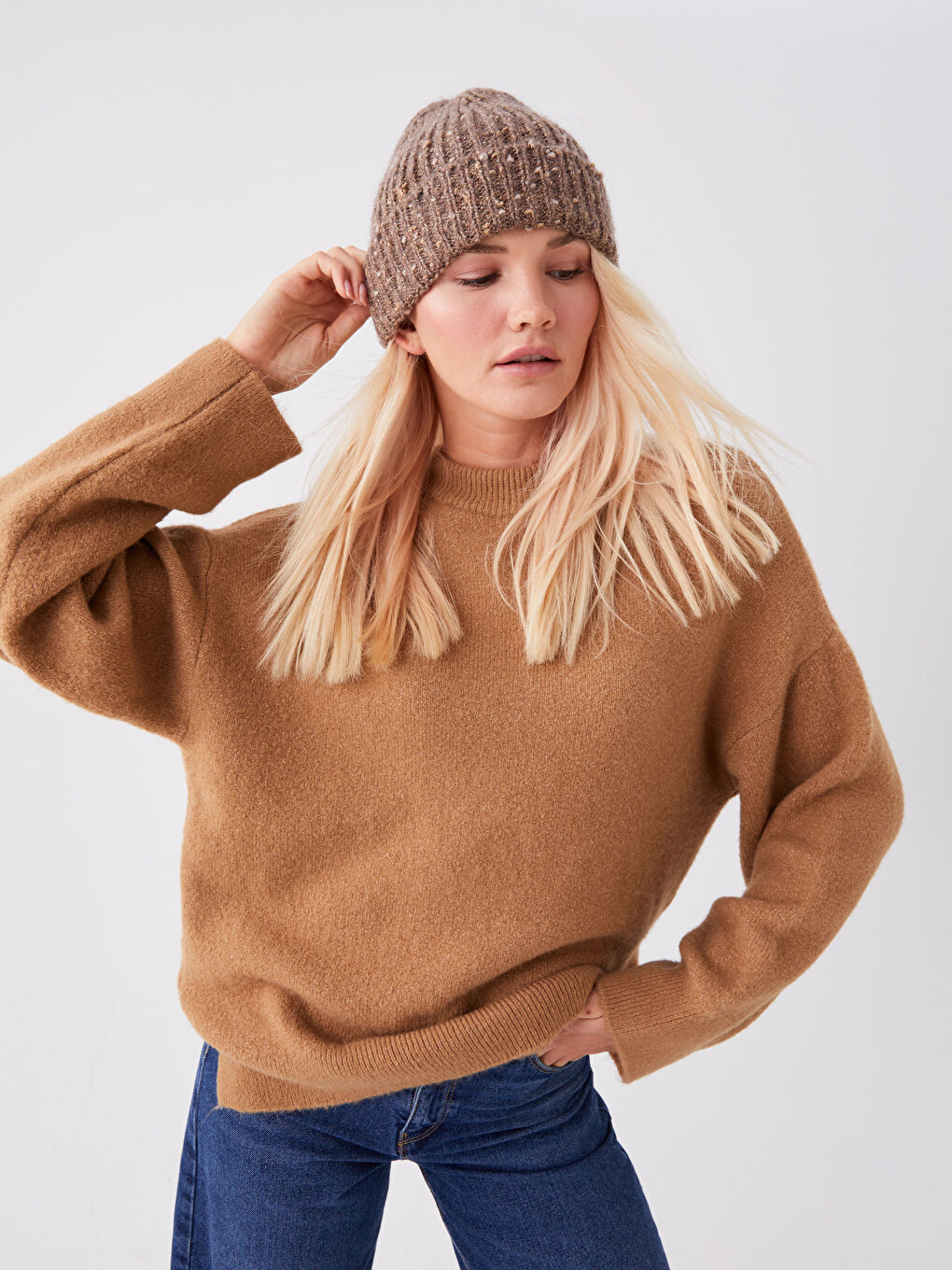 Kahverengi Kadın Triko Bere