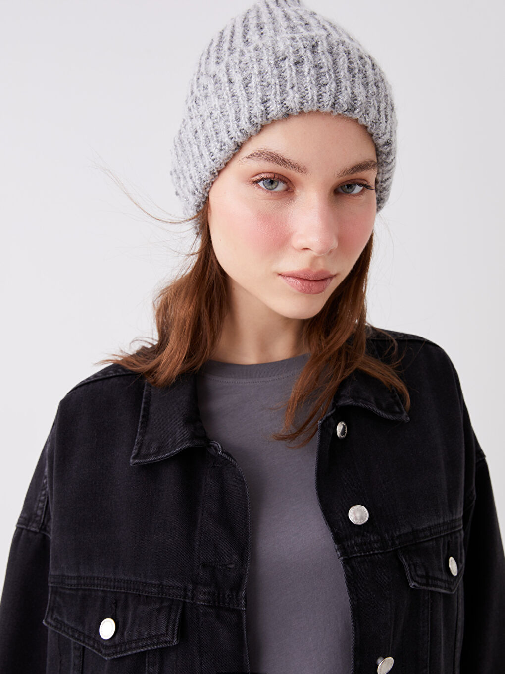 Gri Kadın Triko Bere-1