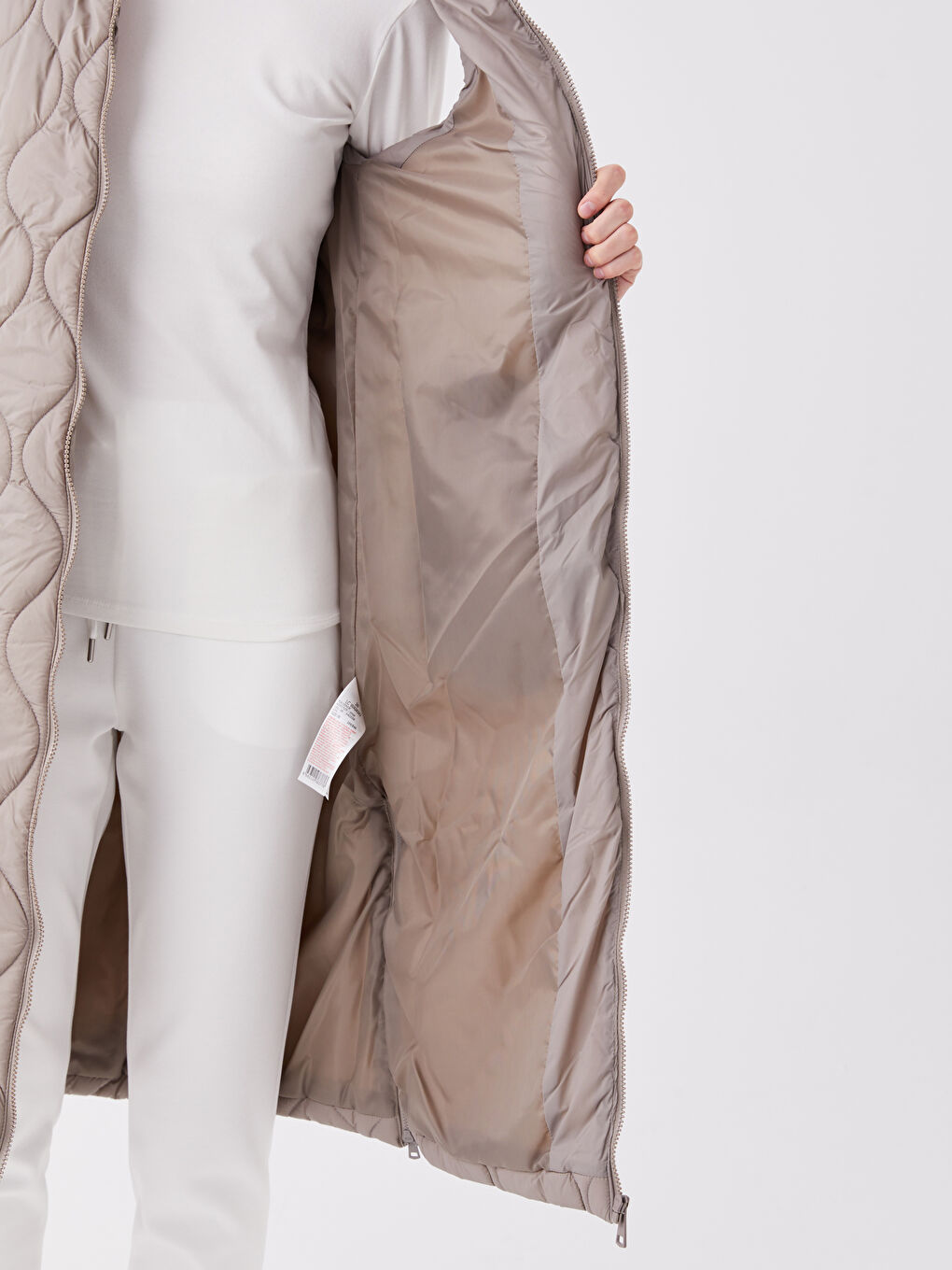 Kahverengi Kapüşonlu Kendinden Desenli Kadın Şişme Yelek-4