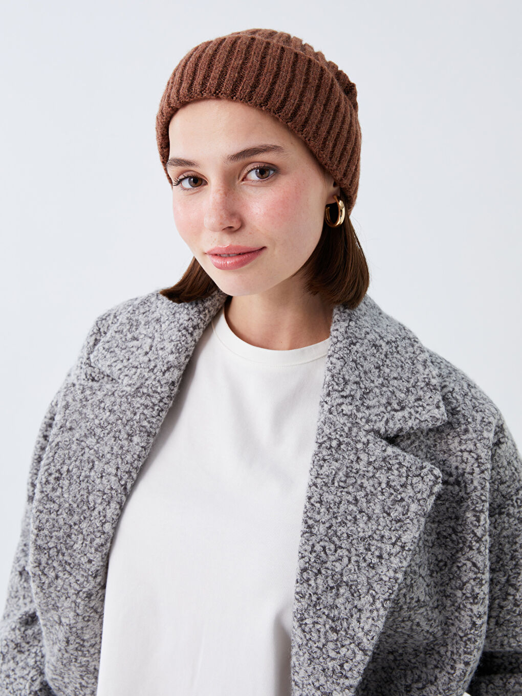 Kahverengi Kadın Triko Bere