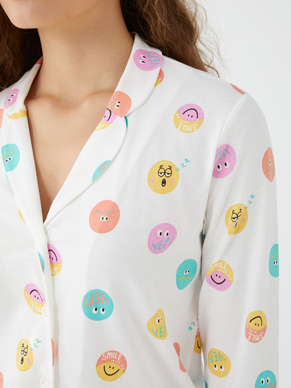 Ekru Gömlek Yaka Desenli Kadın Pijama Takımı-2