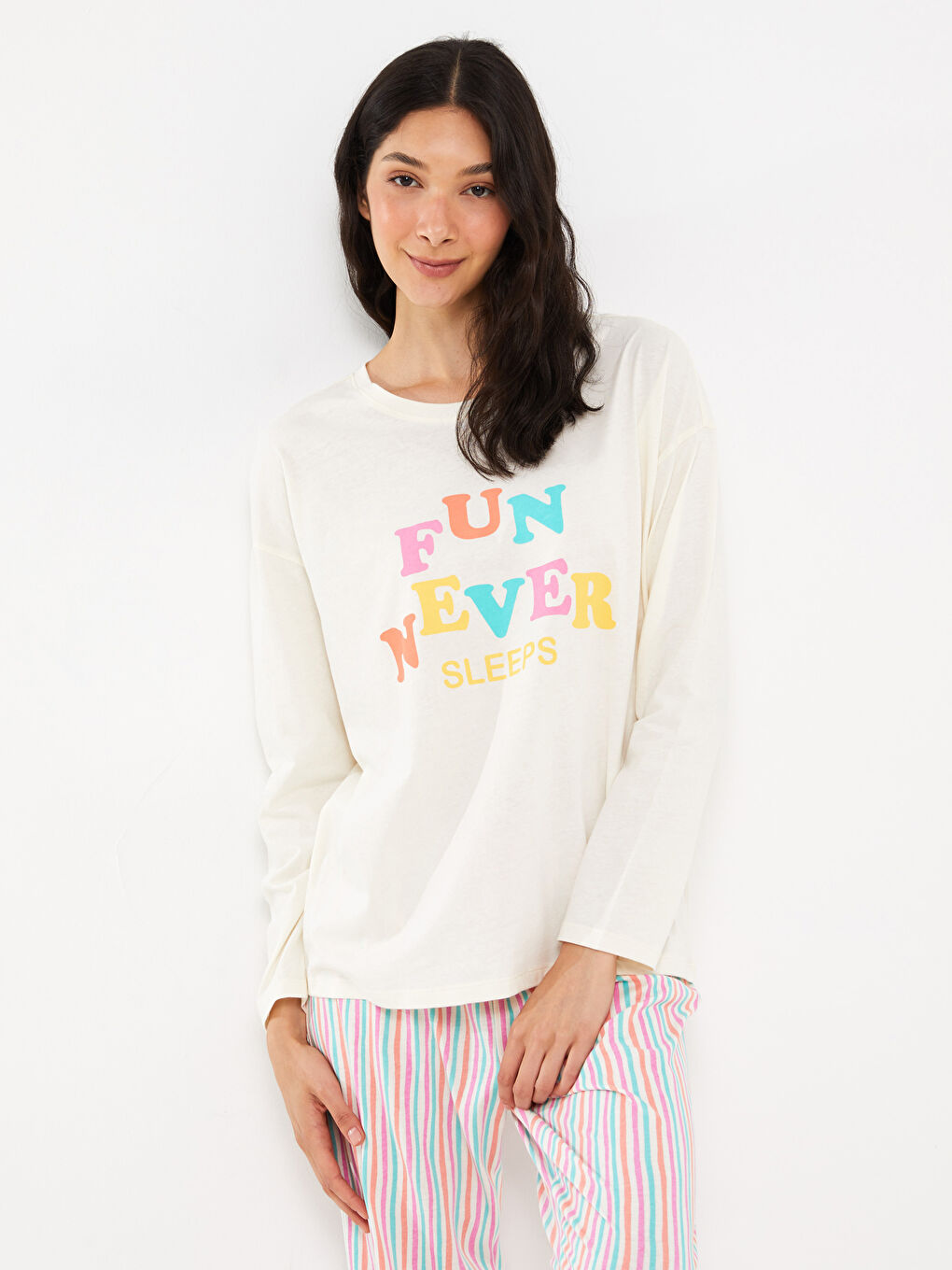 LCW Young Crew Neck Printed Long Sleeve Women's Pyjama Set -W38771Z8-LRA