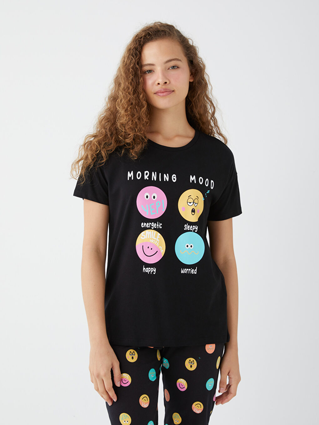 Siyah Bisiklet Yaka Baskılı Kısa Kollu Kadın Pijama Takımı-1