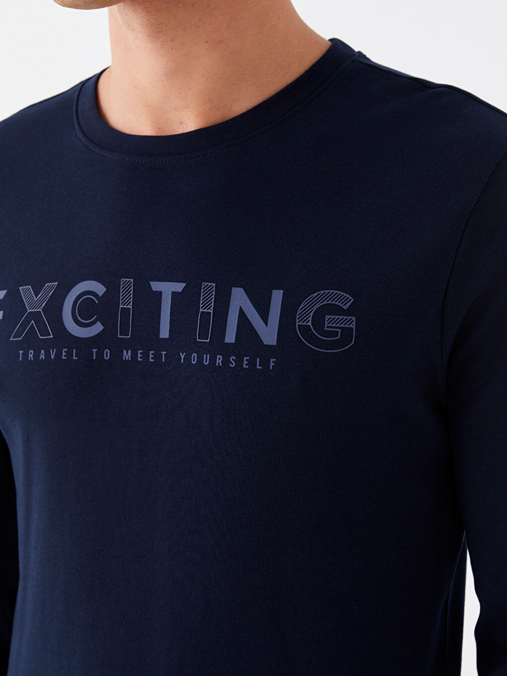 سويت شيرت كم طويل مطبوع بياقة دائرية للرجال-3