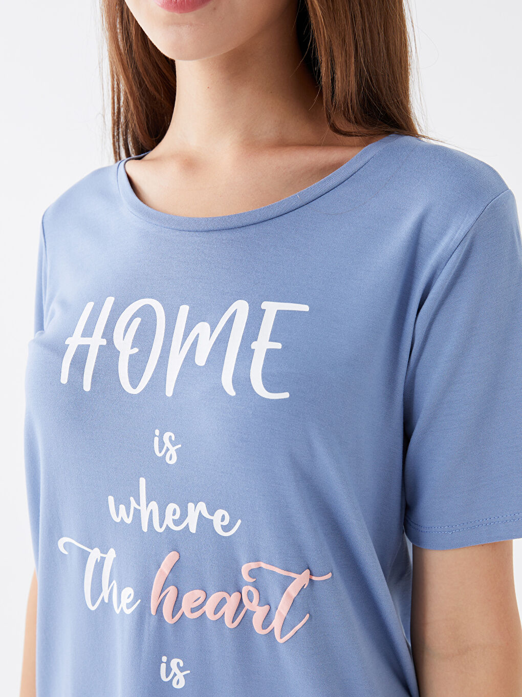 طقم بيجامة بياقة دائرية كم قصير مطبوع للسيدات-3