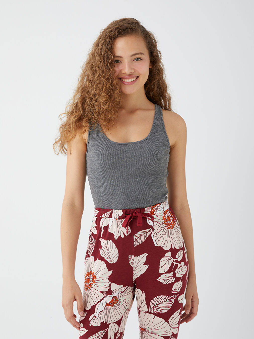 Turuncu Kadın U Yaka Düz Atlet