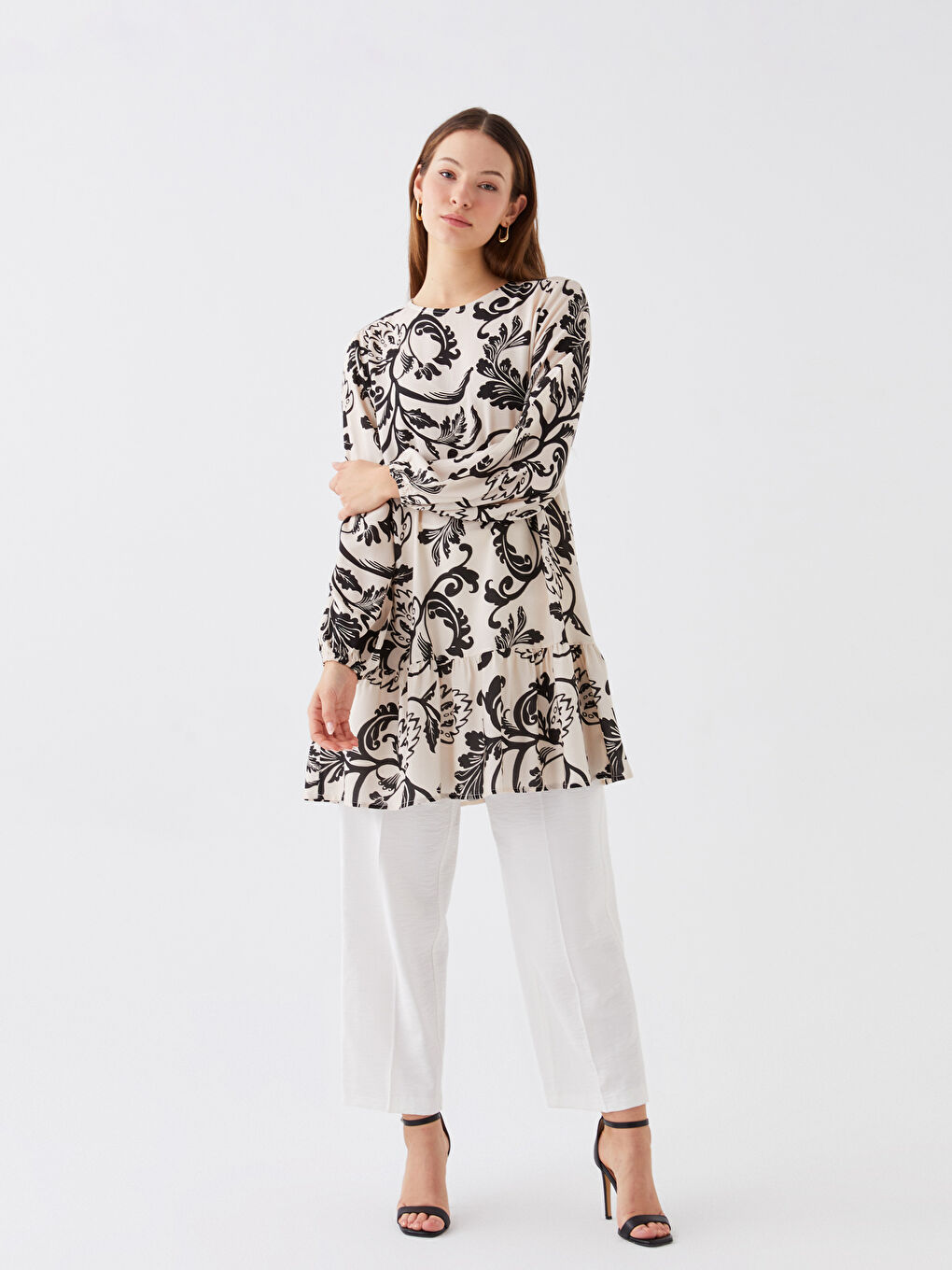 Ekru Bisiklet Yaka Desenli Uzun Kollu Kadın Tunik-1