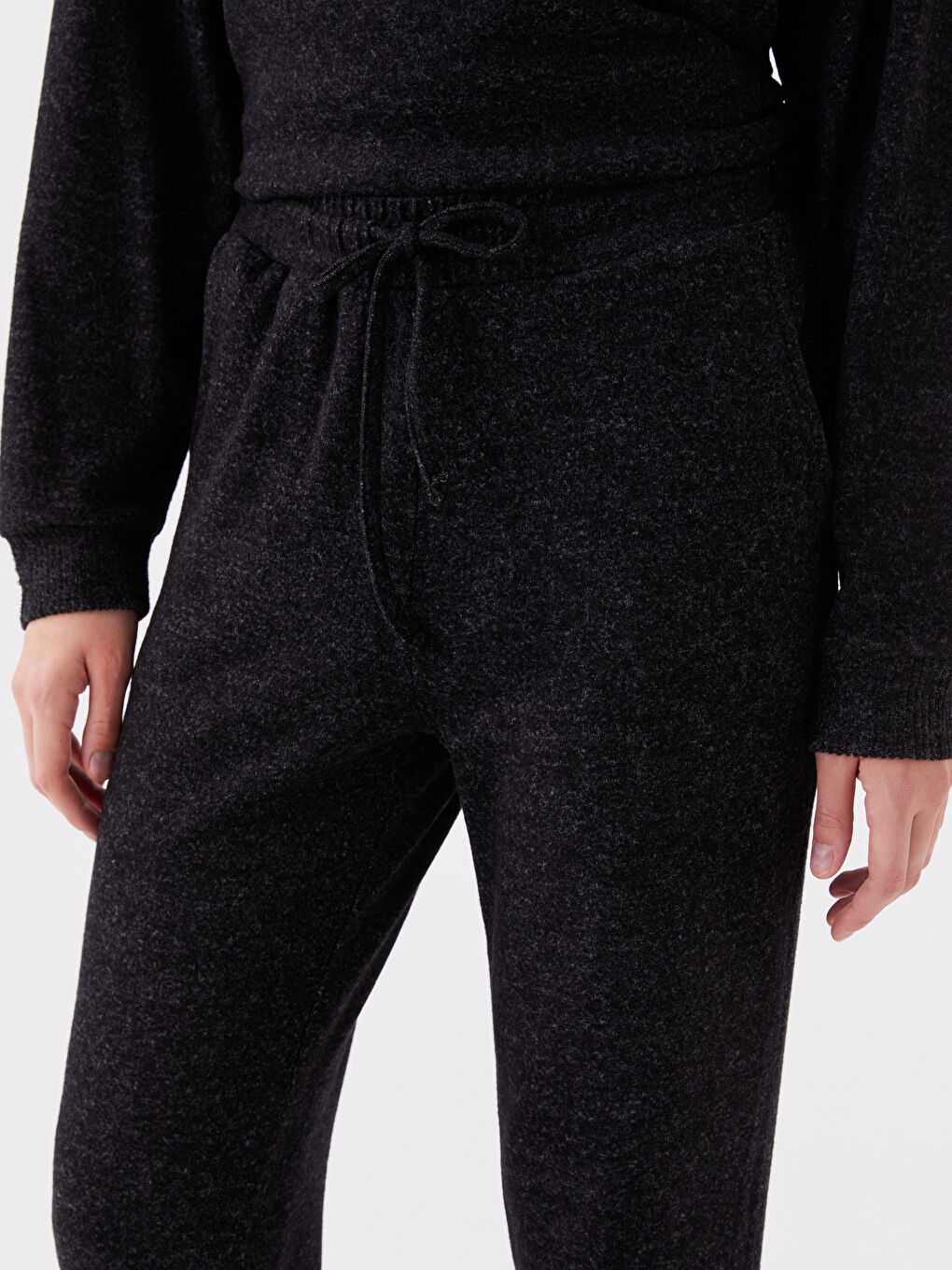 LCWAIKIKI Basic Women's Elasticated Waist Plain Sweatpants -W39409Z8-CVL