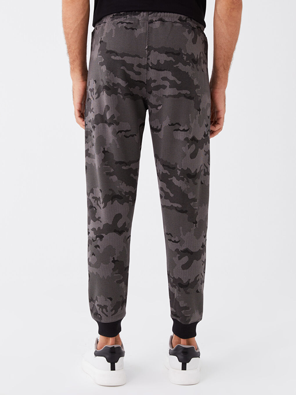 Slim Fit Men's Thick Jogger Sweatpants-4