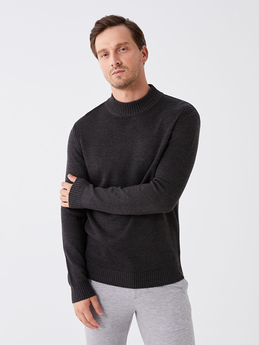 Half Turtleneck Long Sleeve Men's Knitwear Sweater-1