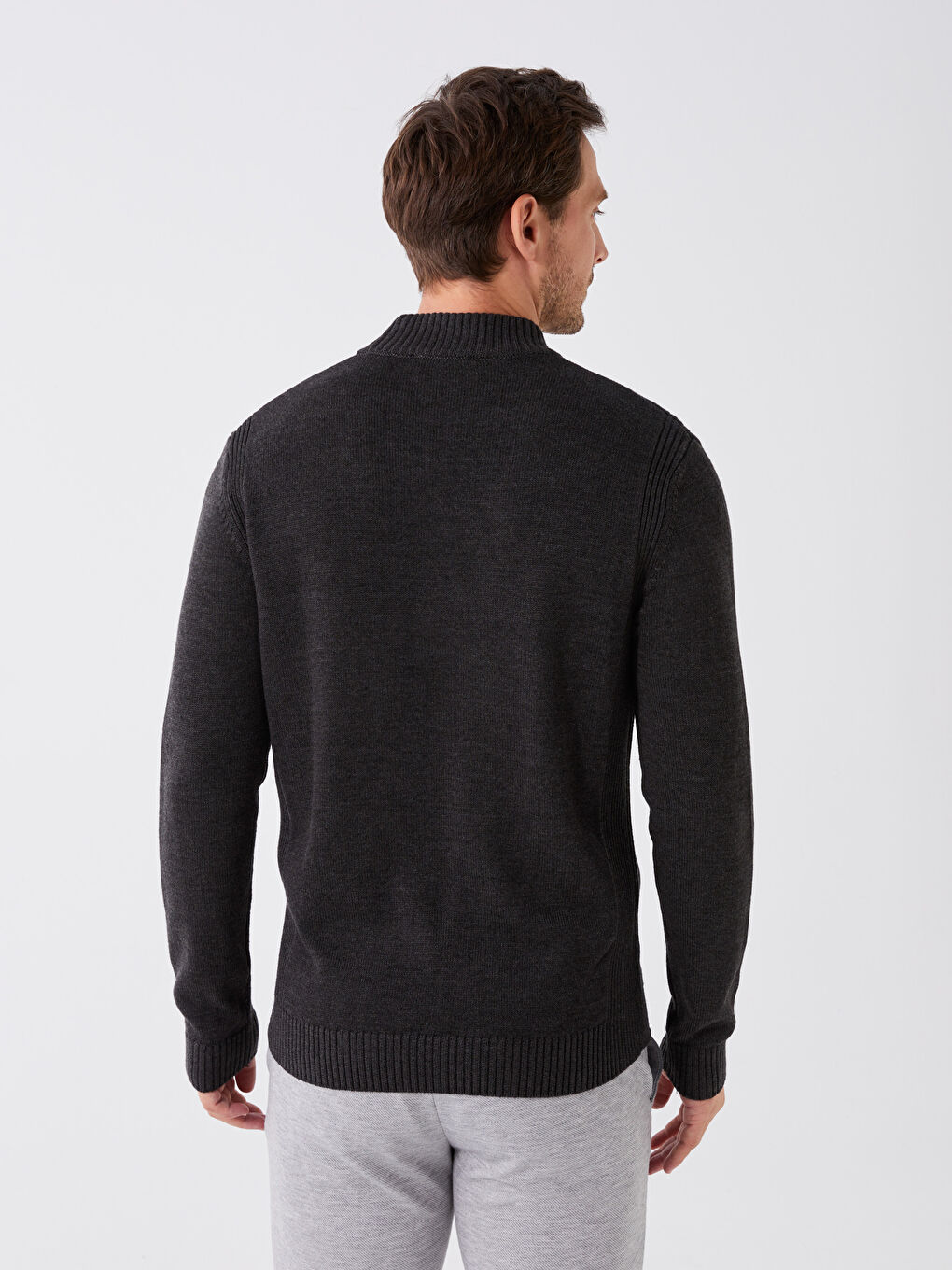 Half Turtleneck Long Sleeve Men's Knitwear Sweater-4