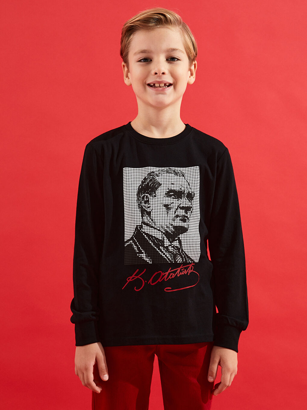 Siyah Bisiklet Yaka Atatürk Baskılı Uzun Kollu Erkek Çocuk Tişört-1