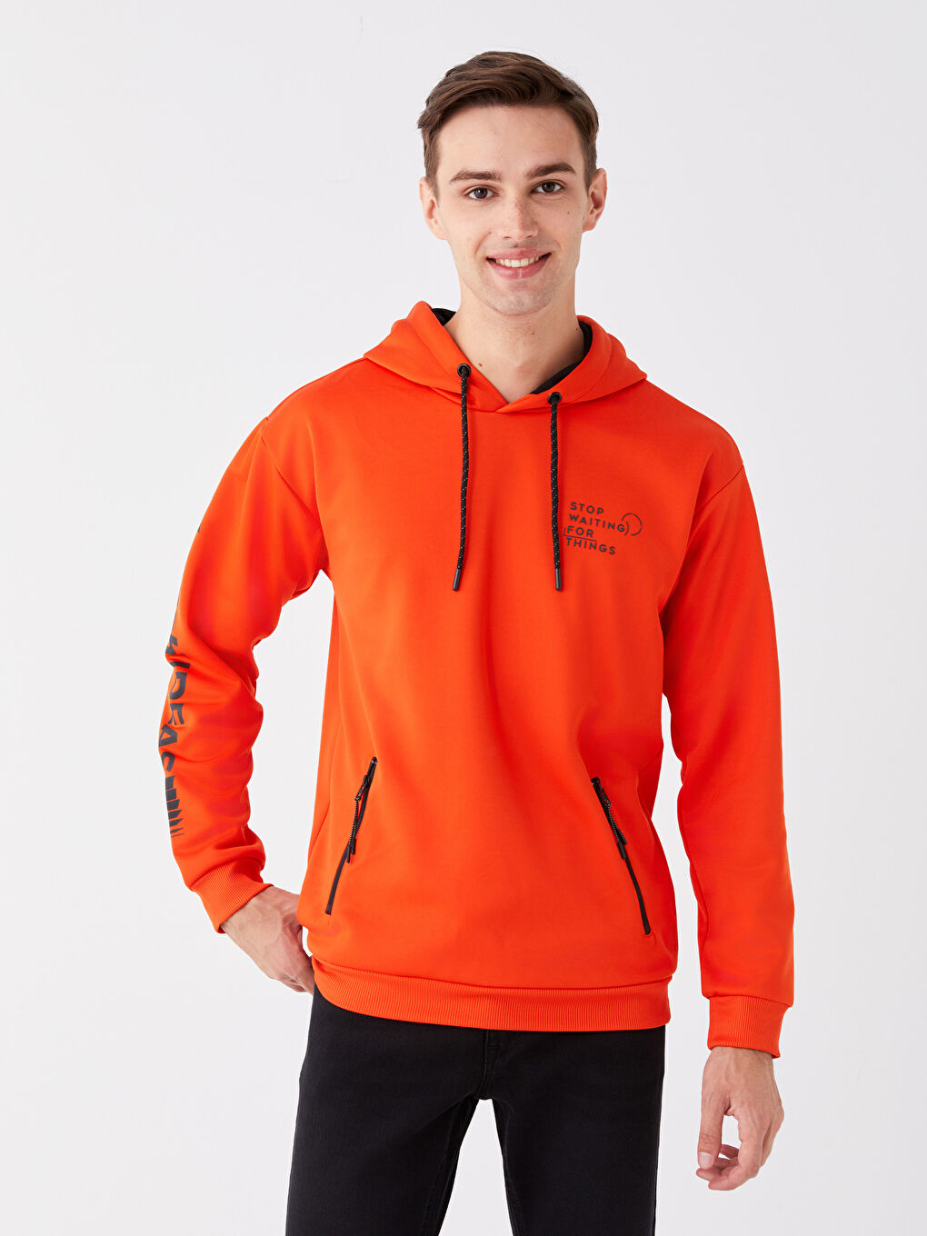 LCW Casual Canlı Turuncu Uzun Kollu Baskılı Erkek Hoodie