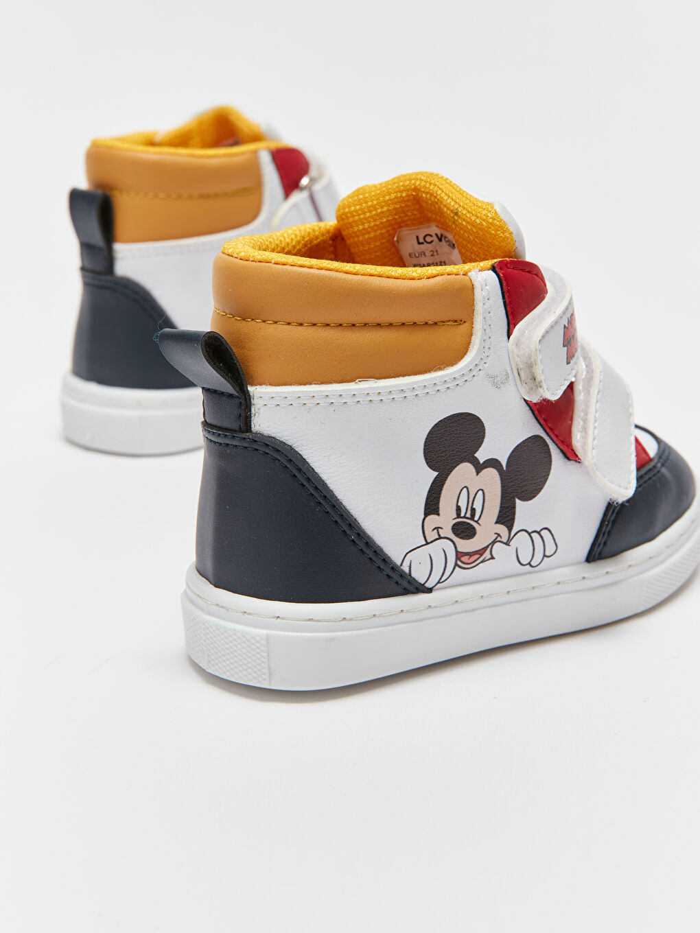 LCW STEPS Beyaz Mickey Mouse Lisanslı Cırt Cırtlı Erkek Bebek Bot - 4