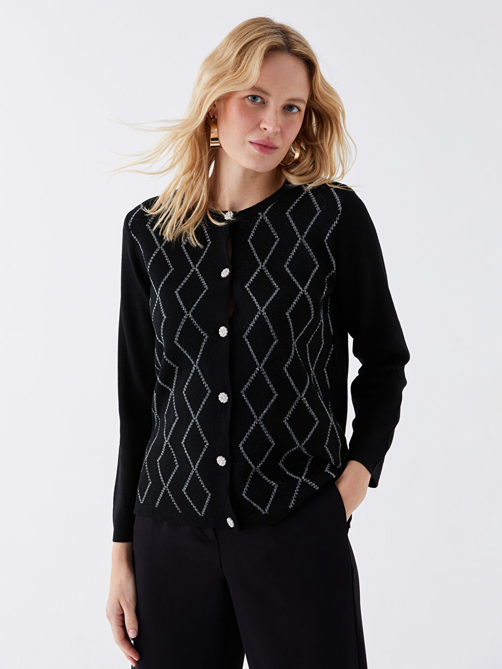 Siyah Bisiklet Yaka Desenli Uzun Kollu Kadın Triko Hırka