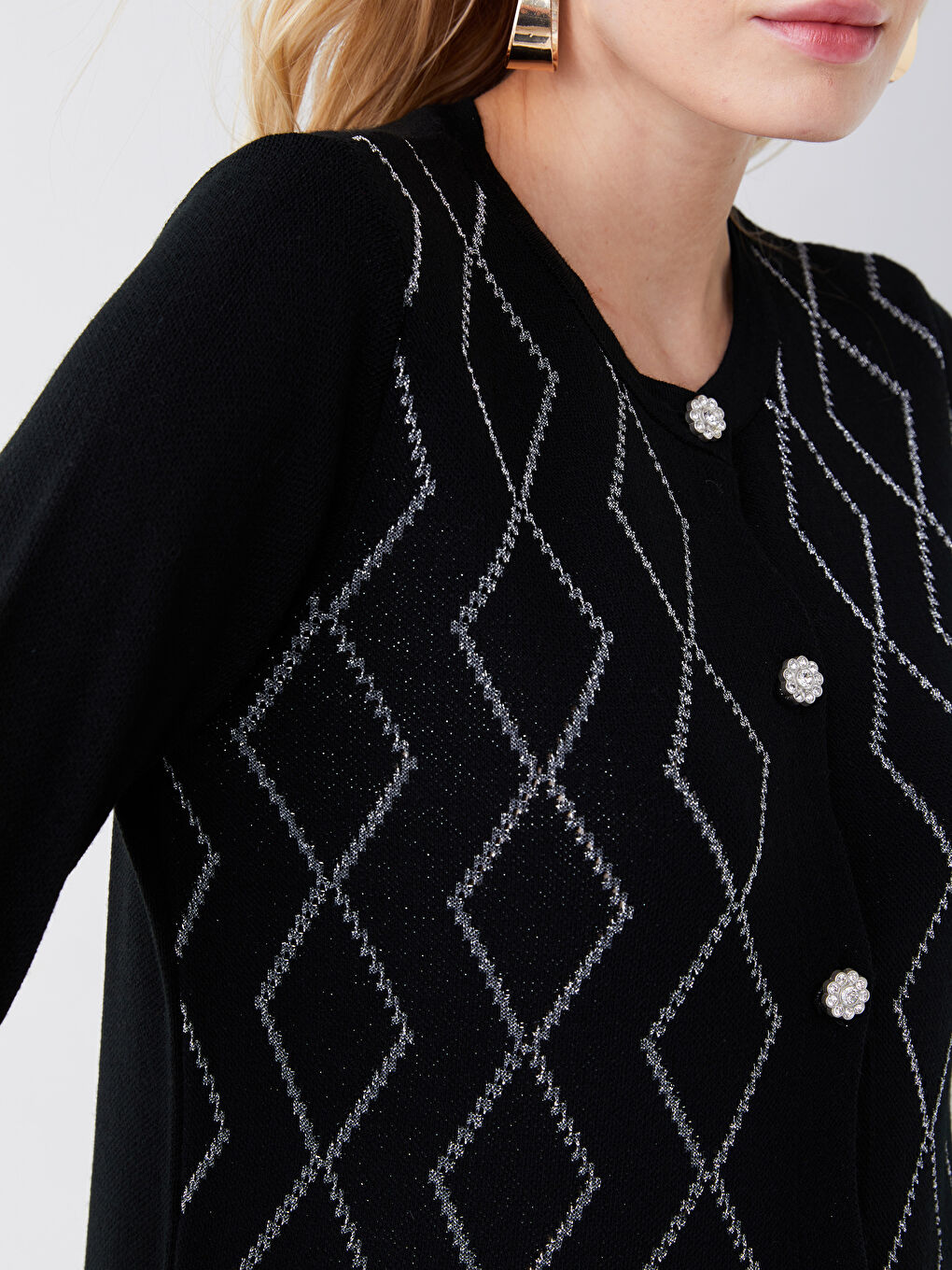 Siyah Bisiklet Yaka Desenli Uzun Kollu Kadın Triko Hırka-3