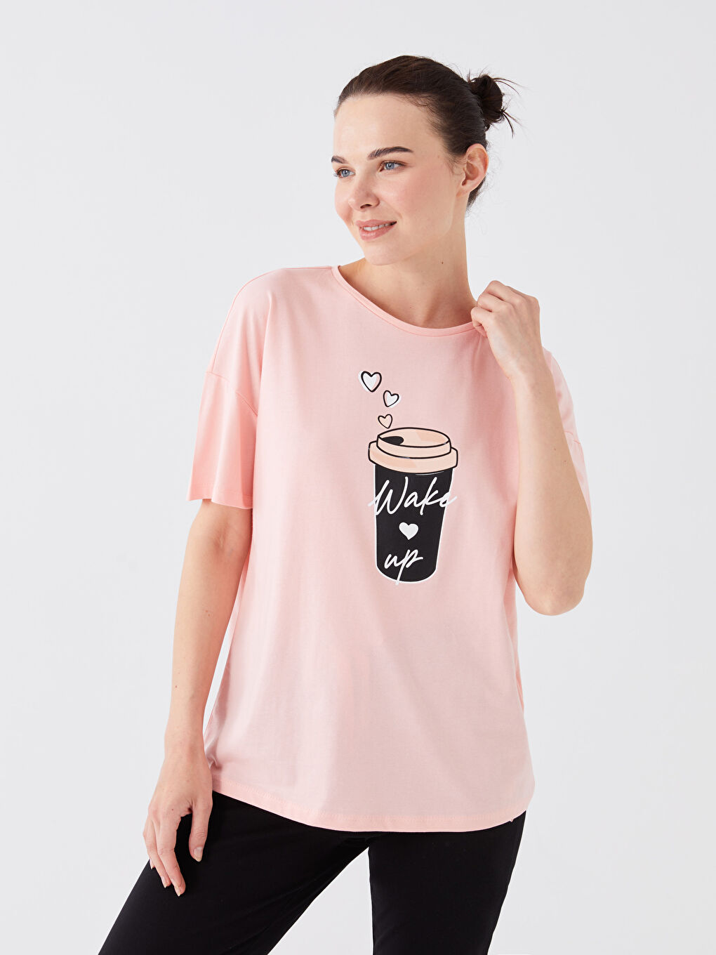 Siyah Bisiklet Yaka Baskılı Kısa Kollu Kadın Pijama Takımı-1