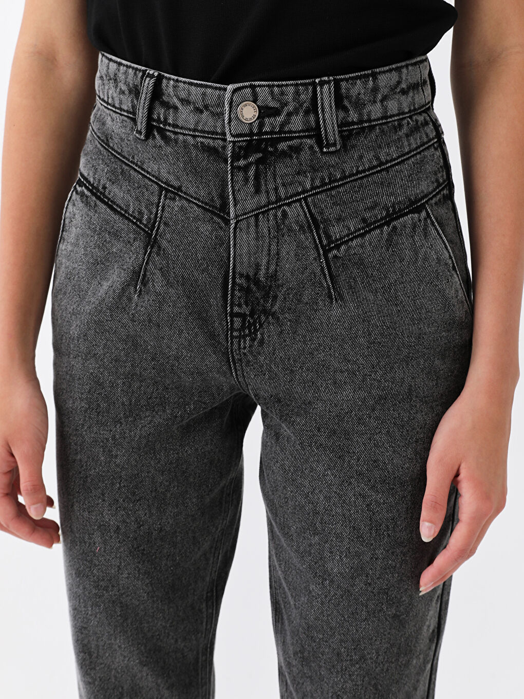 Mom Fit Women's Jeans-4