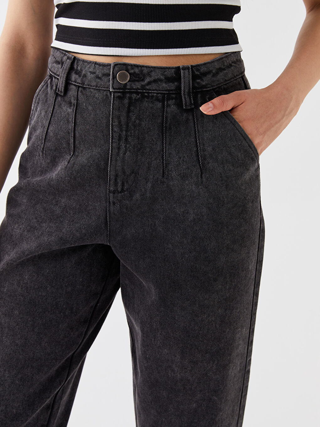 Jean Droit Coupe Ballon Taille Haute Femme-4