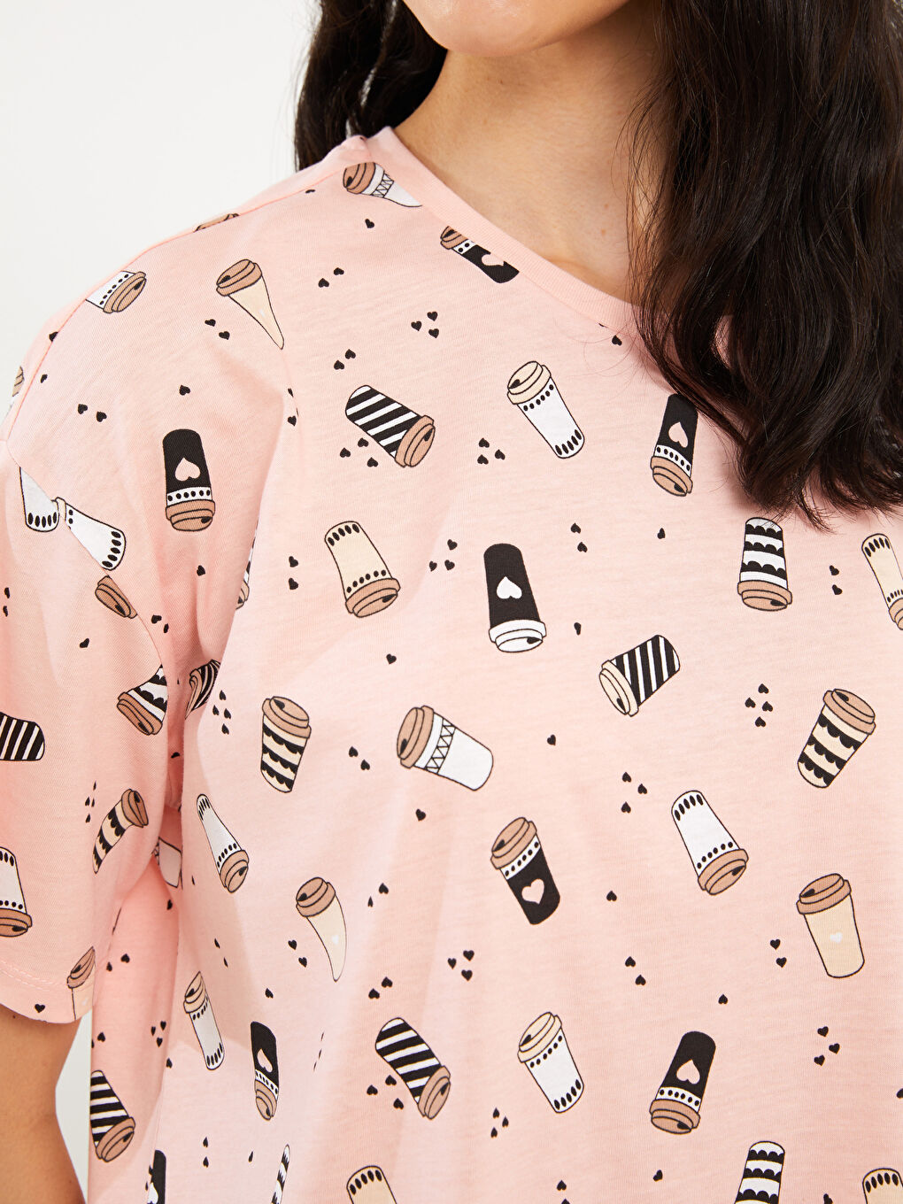 მრგვალი საყელო ნაბეჭდი მოკლე სახელო ქალებისთვის ღამის კაბა-3