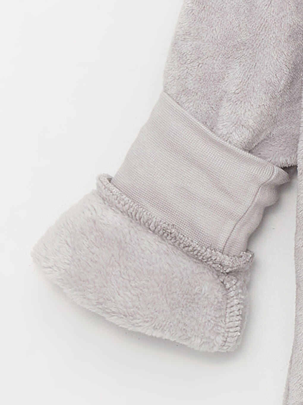 طقم بيجاما أولاد قطيفة مطرز بكم طويل مع غطاء رأس-3