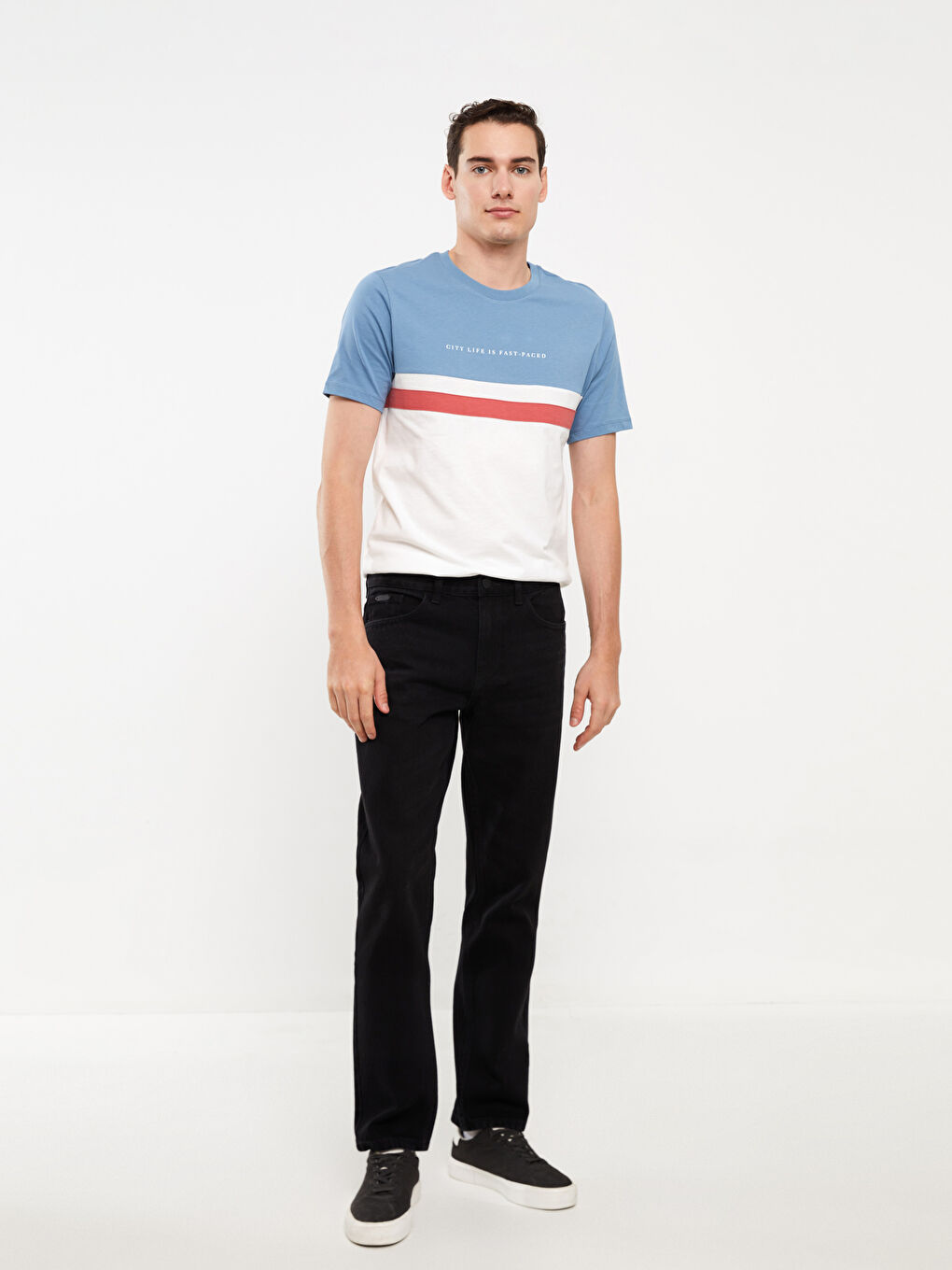 700 Straight Fit Men's Jeans