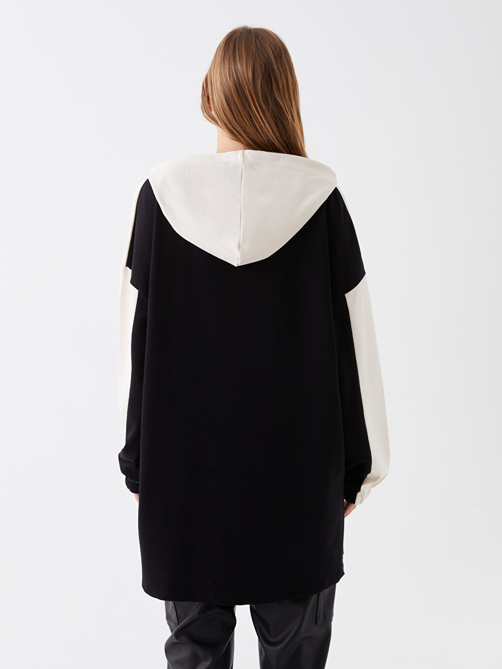 Siyah Kapüşonlu Renk Bloklu Uzun Kollu Kadın Sweatshirt Tunik-4
