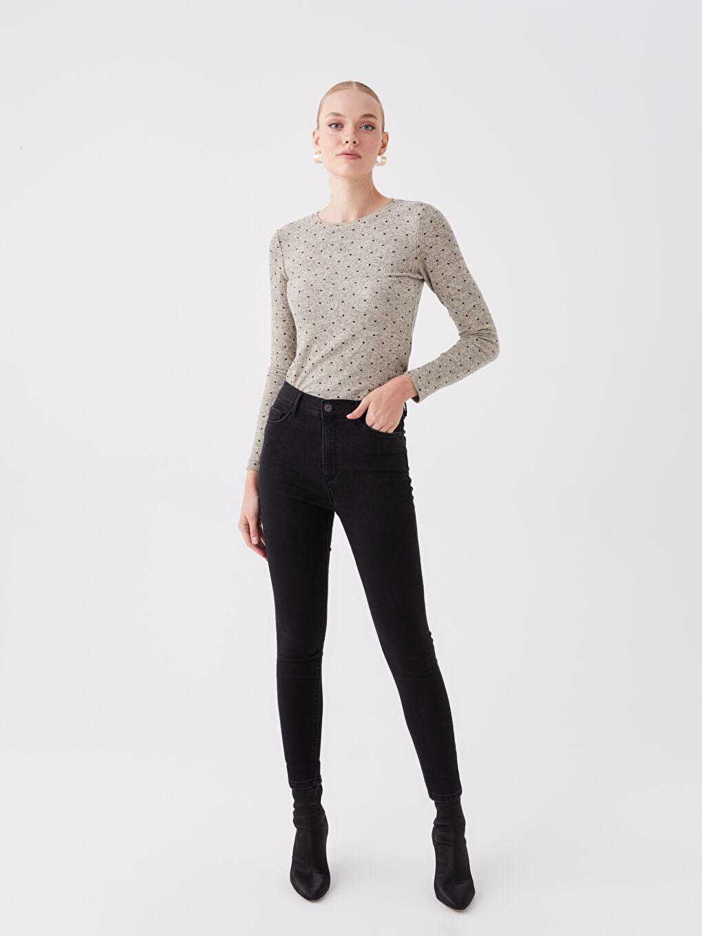 Siyah Slim Fit Kadın Jean Pantolon