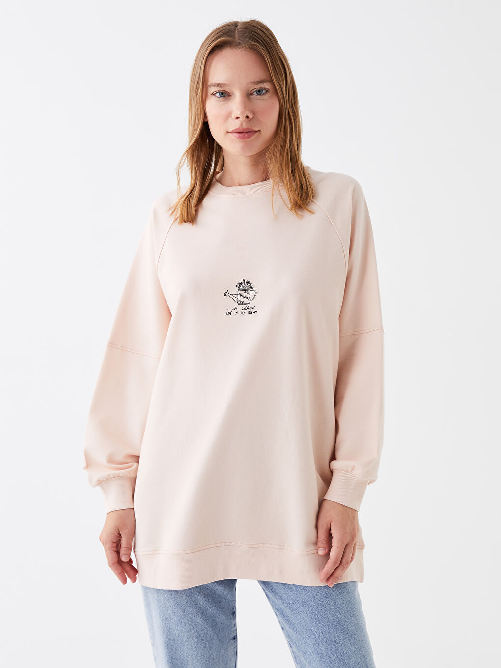 LCW Modest Açık Pembe Bisiklet Yaka Baskılı Uzun Kollu Oversize Kadın Sweatshirt Tunik - 1