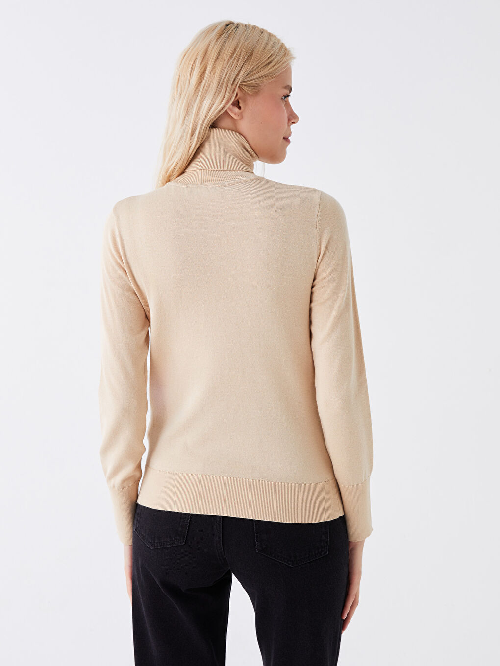 Свитер из трикотажа с длинным рукавом и водолазкой для женщин, однотонный-4