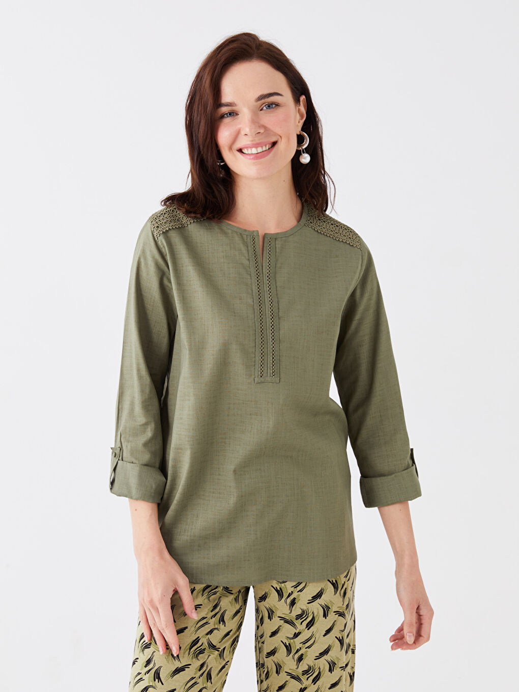 Notch Neck Embroidered Long Sleeve Women's Blouse -W3AI22Z8-GYA