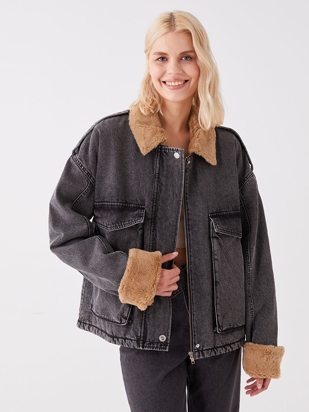 LC Waikiki Collared Neck Women's Denim Jacket -W3AI33Z8-GRD