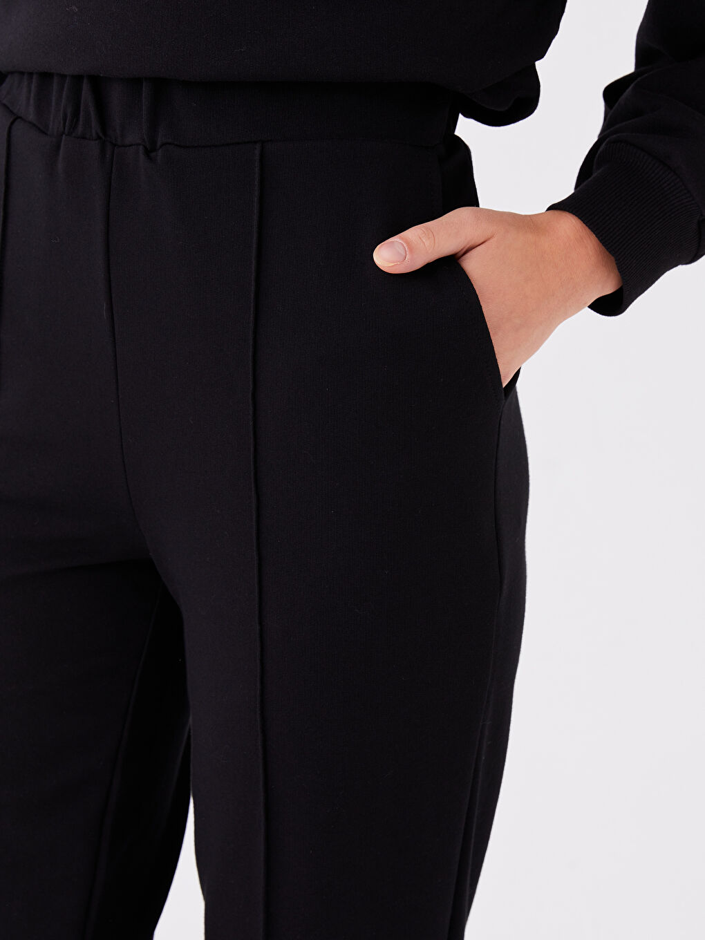 Siyah Kadın Beli Lastikli Düz Eşofman Altı-4