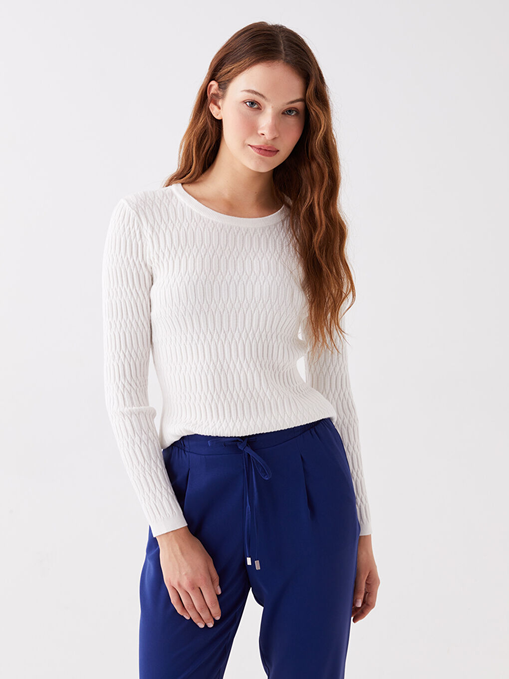 LCWAIKIKI Basic Crew Neck Self Patterned Long Sleeve Women's Knitwear Sweater -W3AI86Z8-R9J