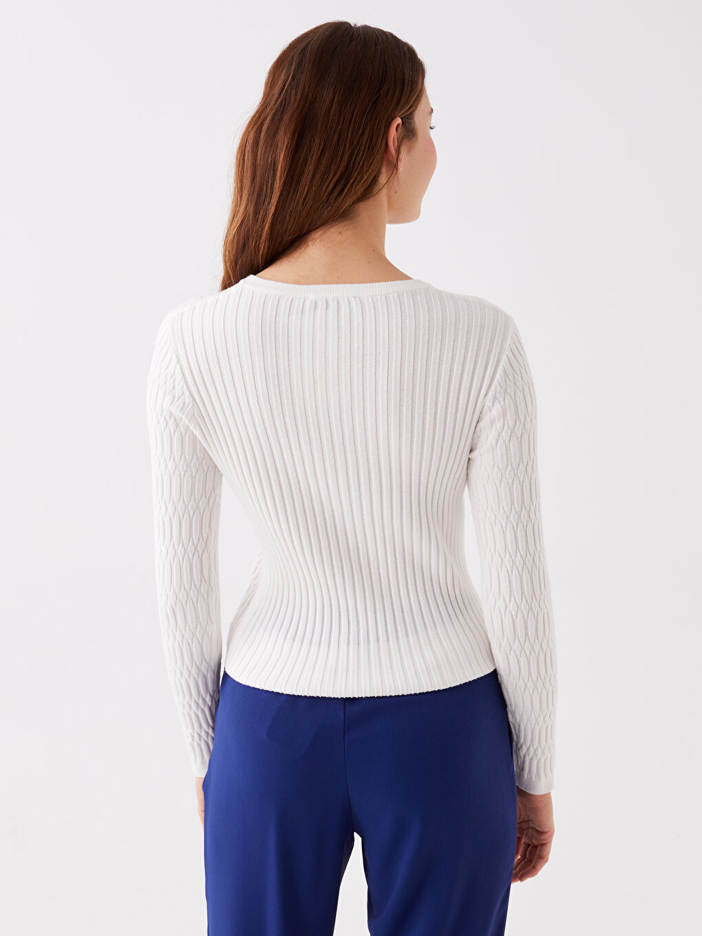 LCWAIKIKI Basic Crew Neck Self Patterned Long Sleeve Women's Knitwear Sweater -W3AI86Z8-R9J