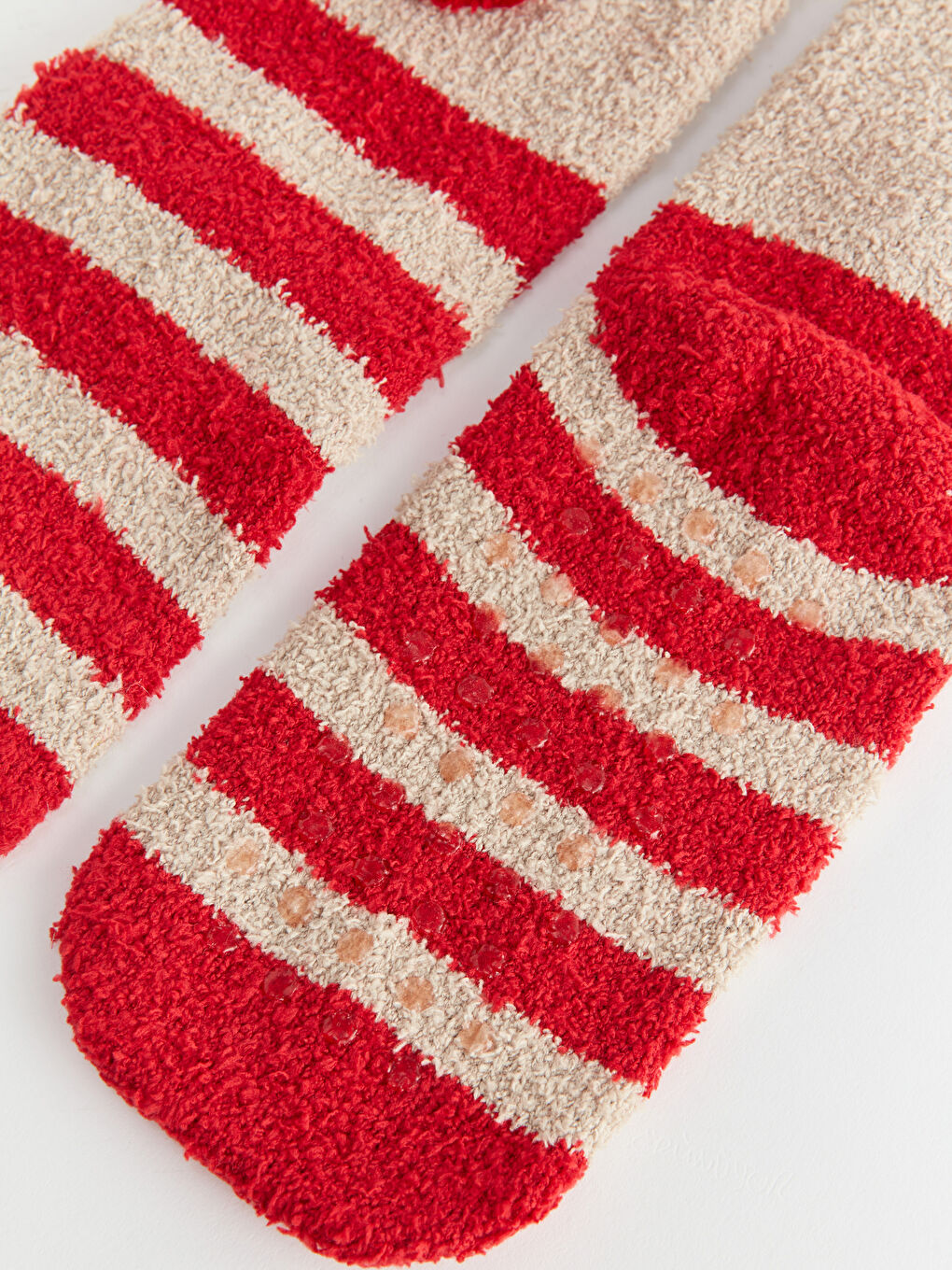 Kırmızı Yılbaşı Temalı Erkek Çocuk Soket Çorap-3